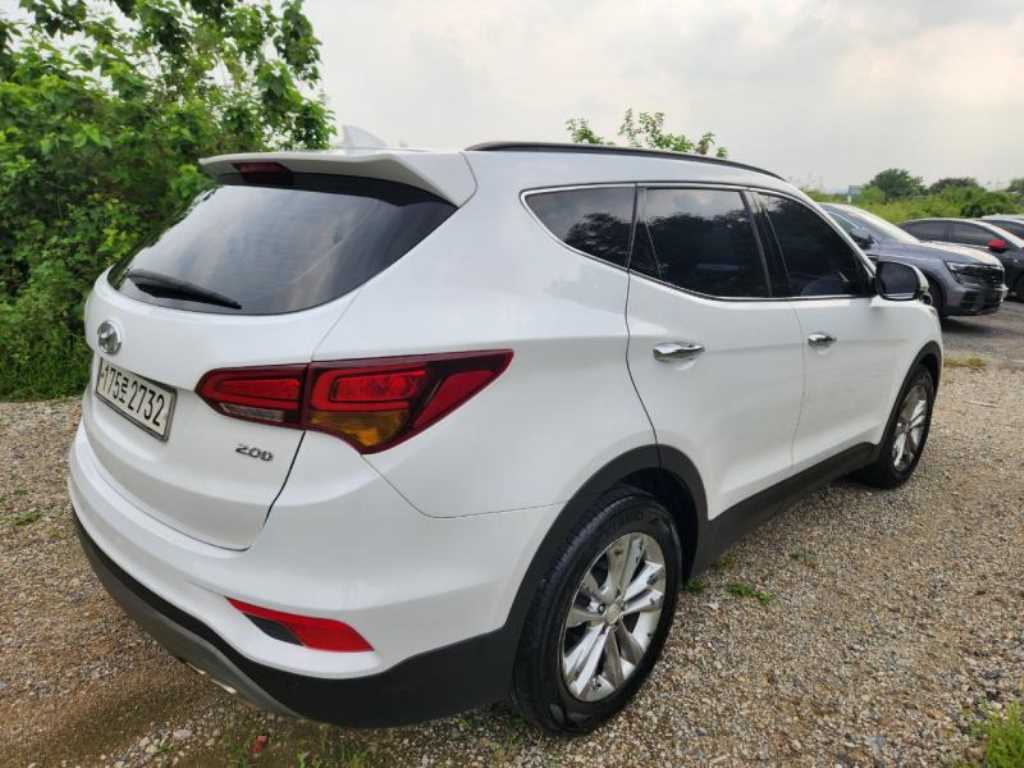 HYUNDAI Santa Fe - Vista 6