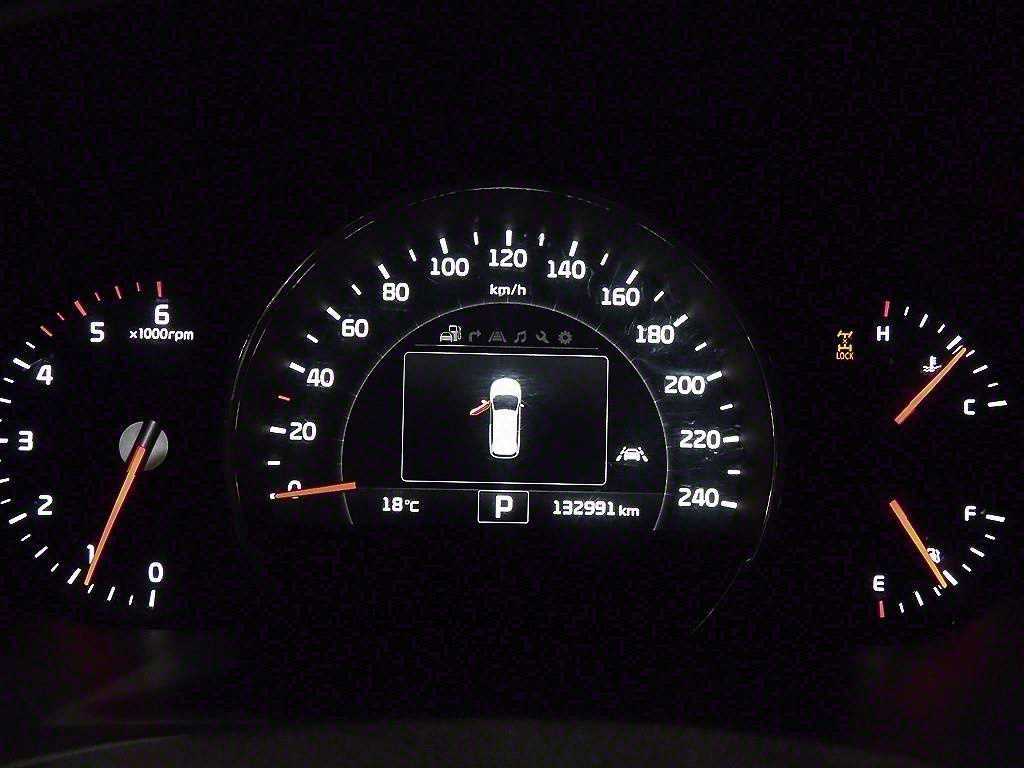 KIA Sorento - Vista 9