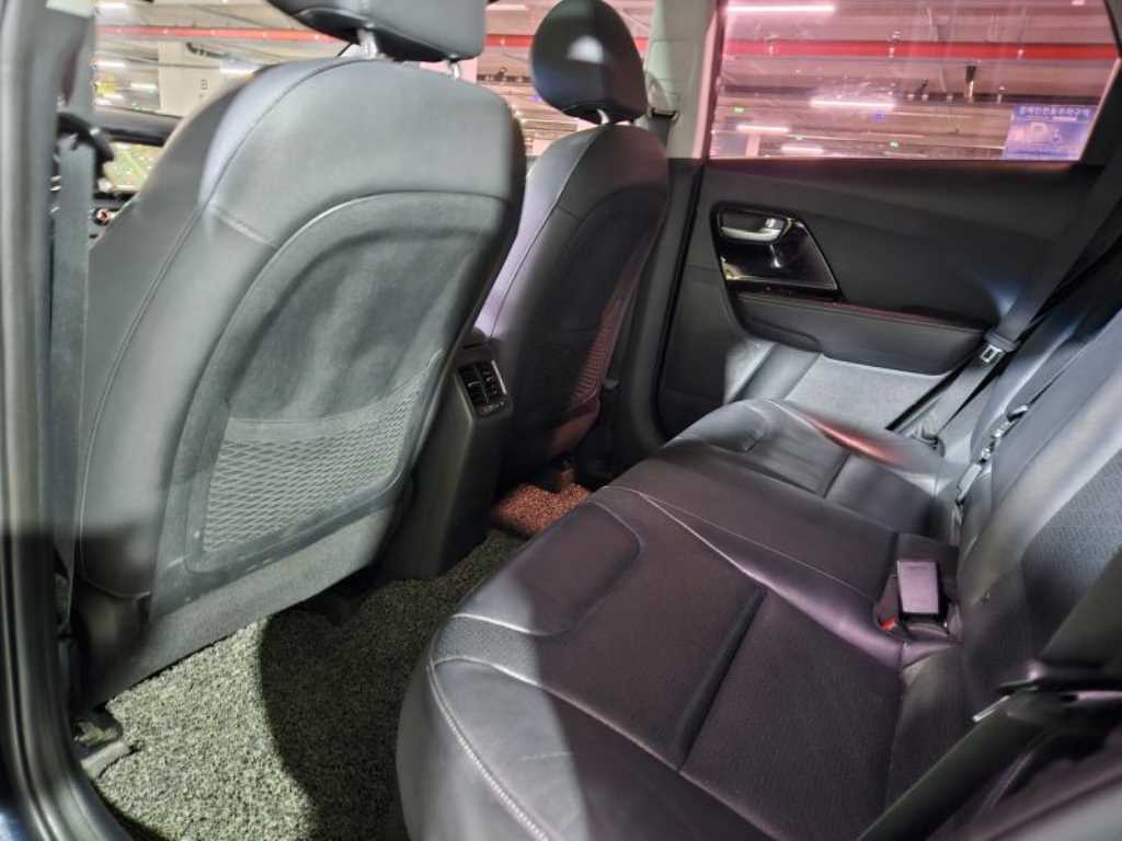 KIA Niro - Vista 6