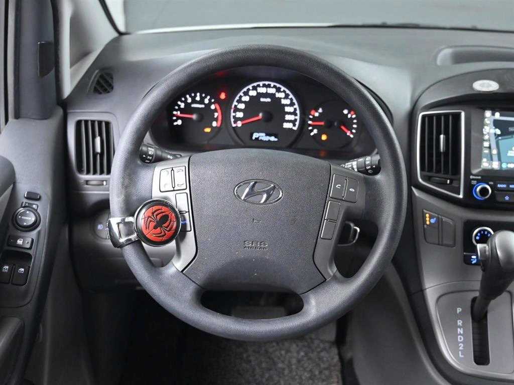 HYUNDAI Starex 2019 Blanco - Importación desde Corea - HF Imports Iquique - Foto 13