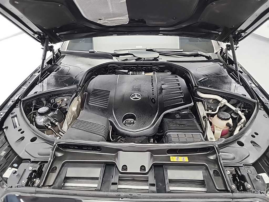 Mercedes Benz S Class - Vista 5