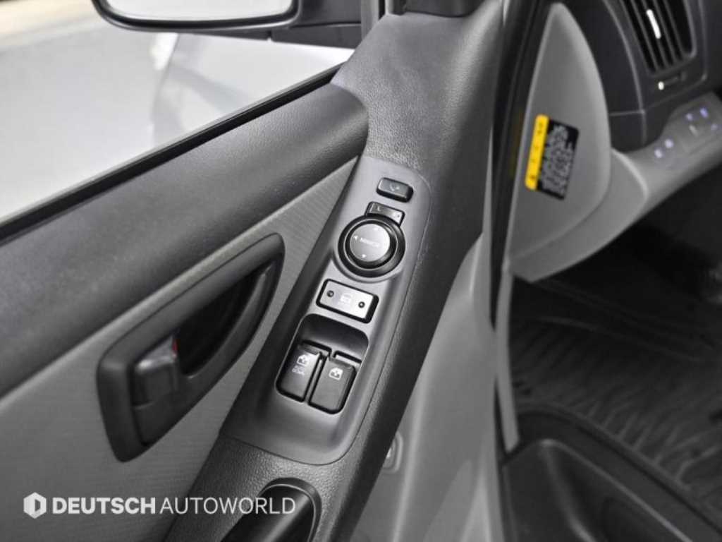 HYUNDAI Starex 2018 Gris - Importación desde Corea - HF Imports Iquique - Foto 16