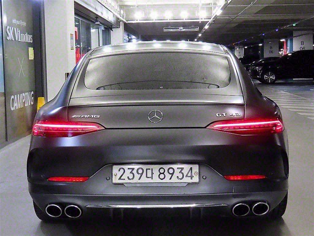 Mercedes Benz AMG GT - Vista 5