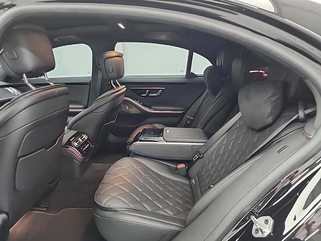 Mercedes Benz S Class - Vista 12