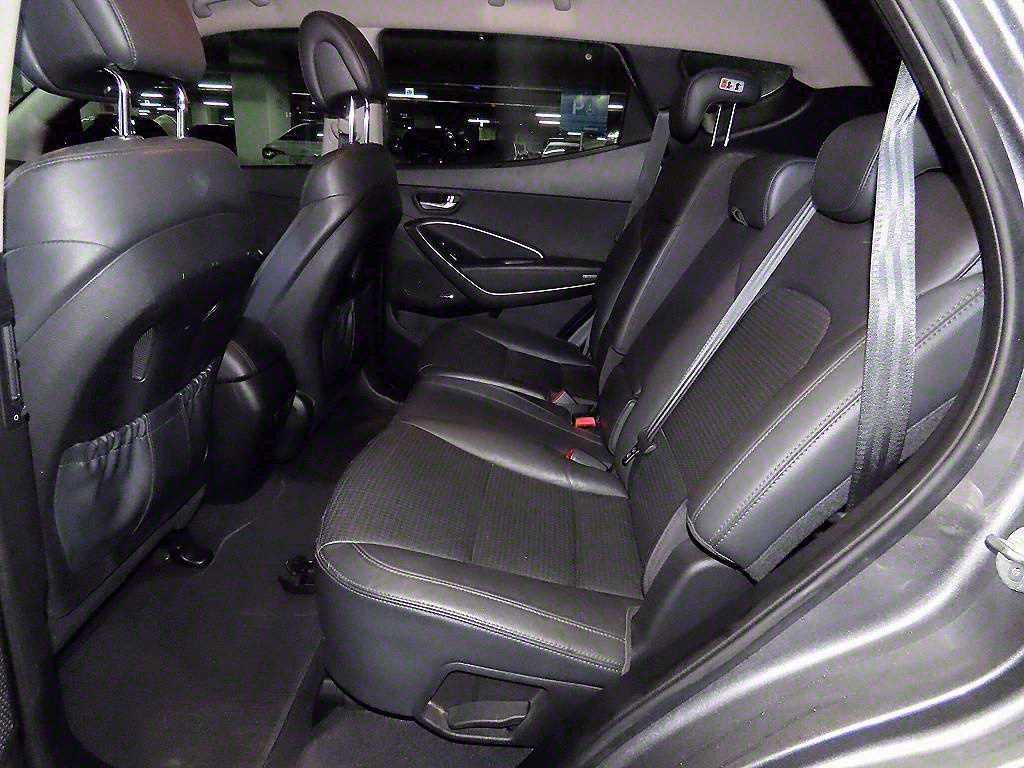 HYUNDAI Santa Fe - Vista 7