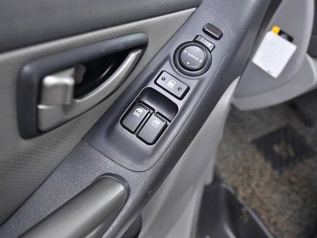 HYUNDAI Starex 2019 Blanco - Importación desde Corea - HF Imports Iquique - Foto 16