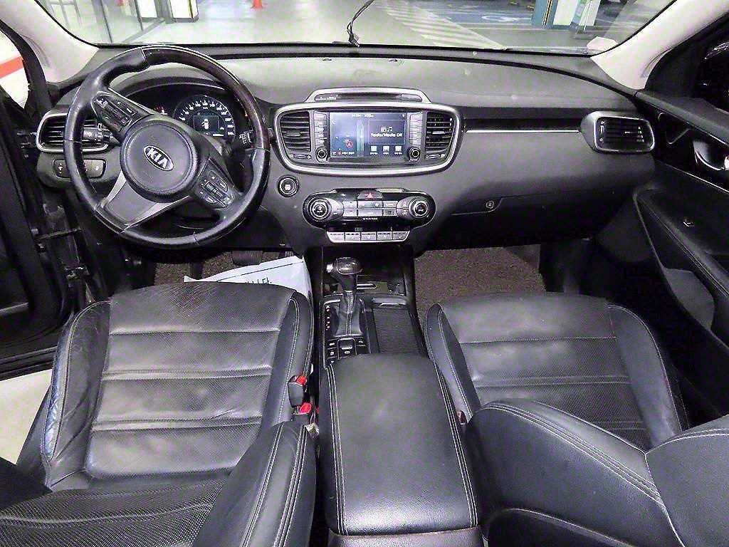 KIA Sorento - Vista 10