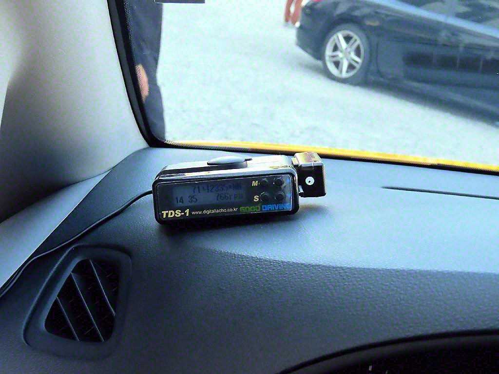 HYUNDAI Starex 2019 Amarillo - Importación desde Corea - HF Imports Iquique - Foto 14