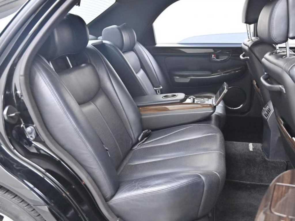 Ssangyong Chairman - Vista 12