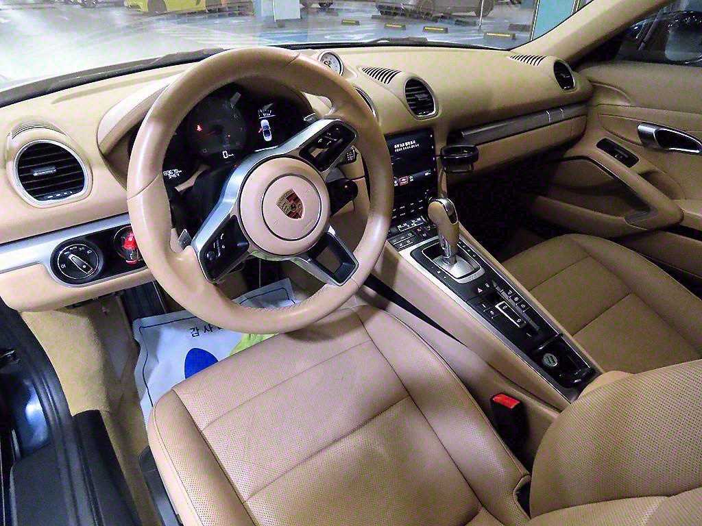 Porsche 718 - Vista 11