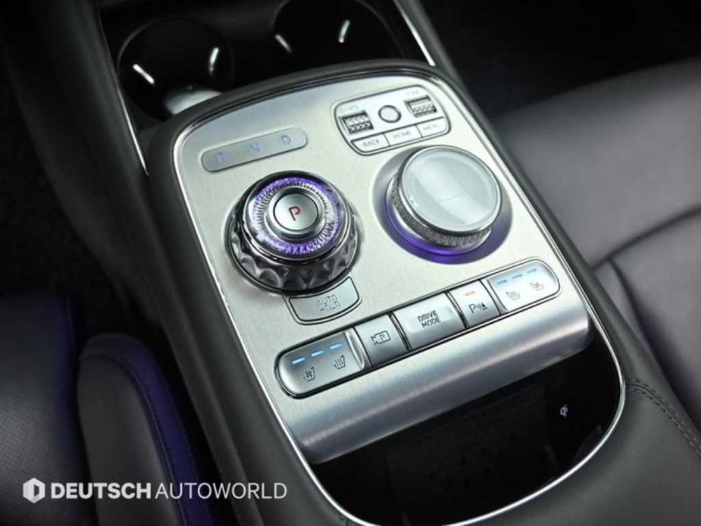 Genesis G90 - Vista 9