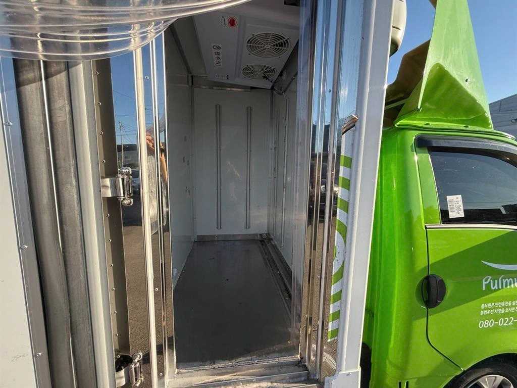 Small Truck Freezer Box(High Deck) - Vista 6