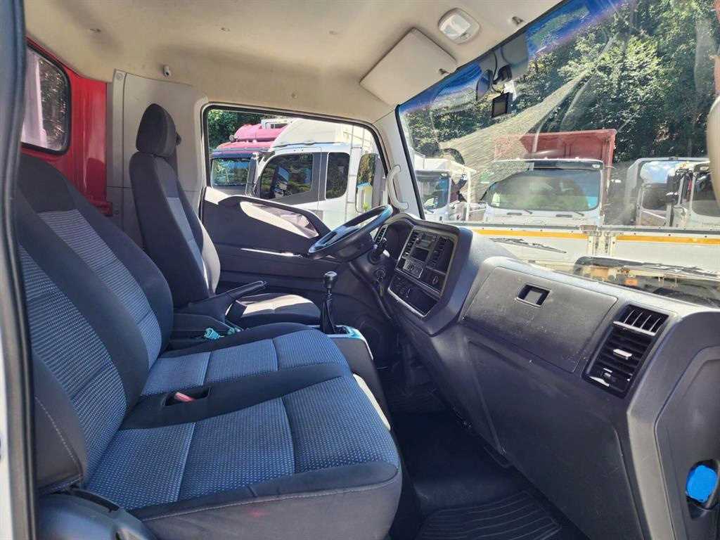 medium and large cargo dump - Vista 10