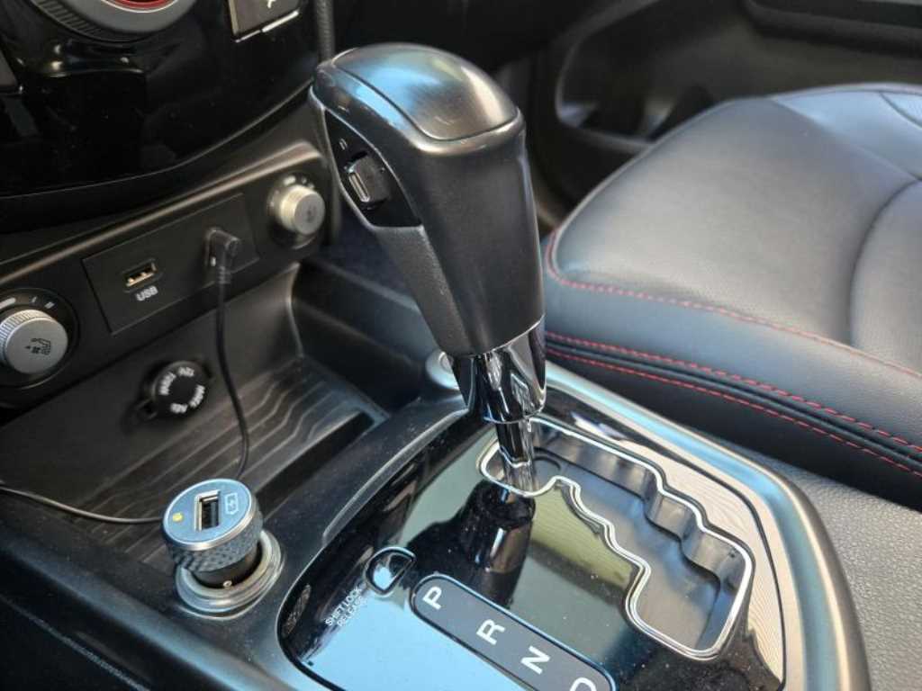 Ssangyong Tivoli - Vista 7