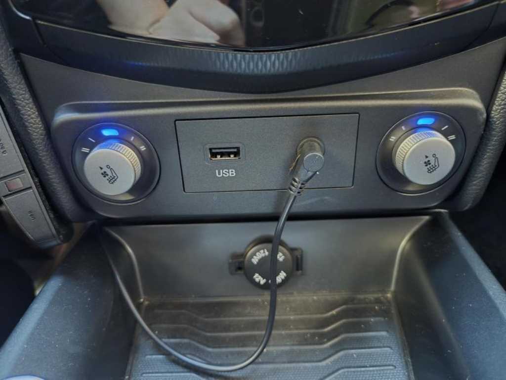 Ssangyong Tivoli - Vista 11