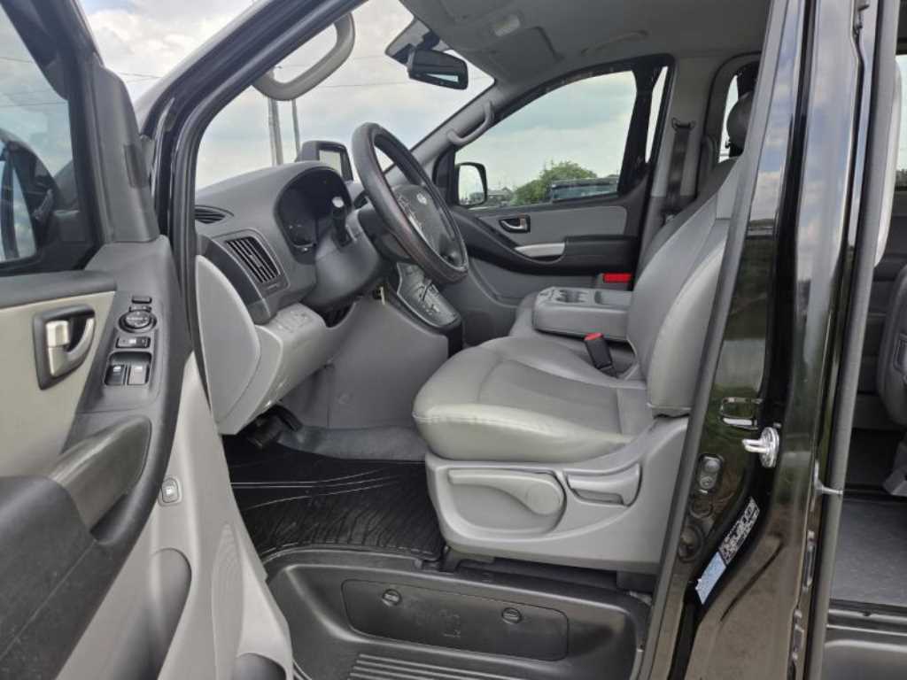 HYUNDAI Starex 2014 - Importación desde Corea - HF Imports Iquique - Foto 13