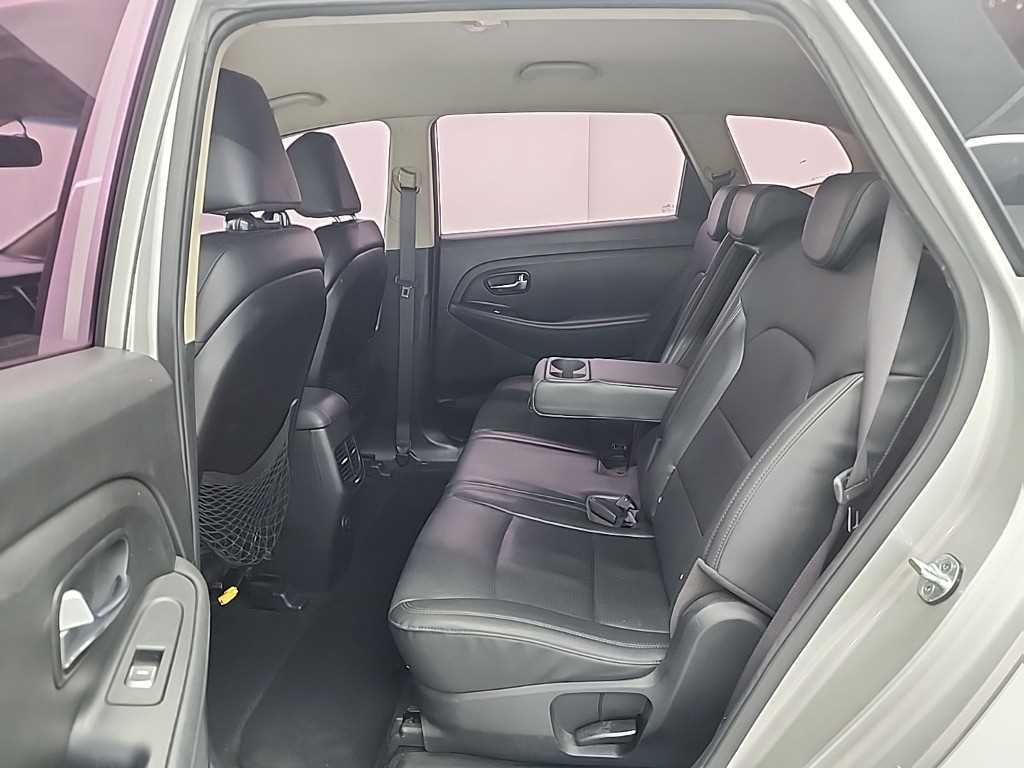 KIA Carens - Vista 12