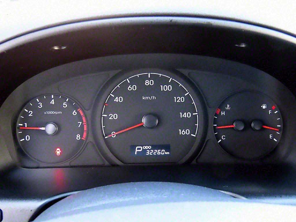 HYUNDAI Starex - Vista 10