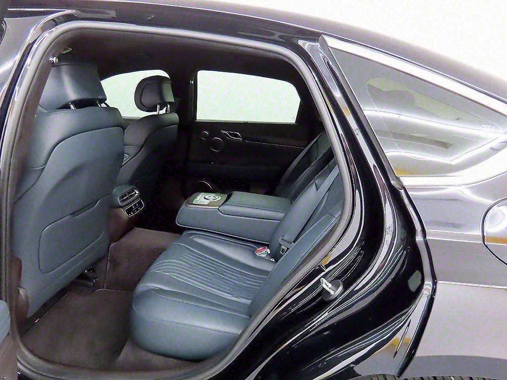 Genesis G80 - Vista 6