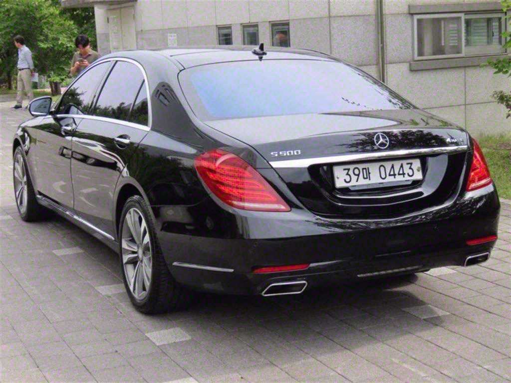 Mercedes Benz S Class - Vista 4