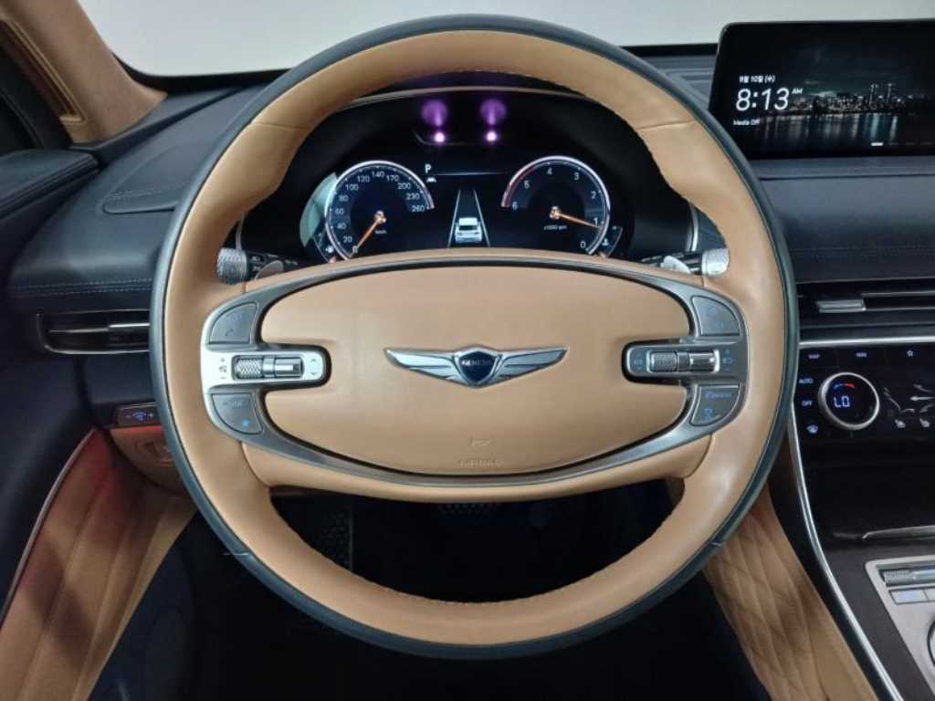 Genesis GV80 - Vista 8