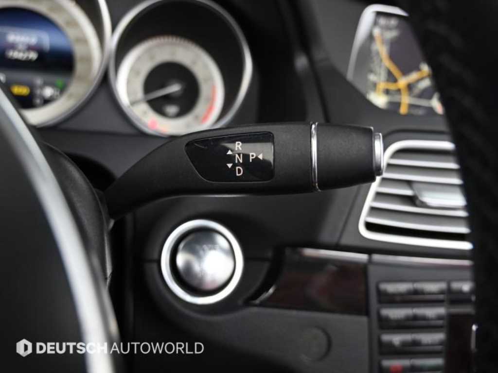 Mercedes Benz E class - Vista 9