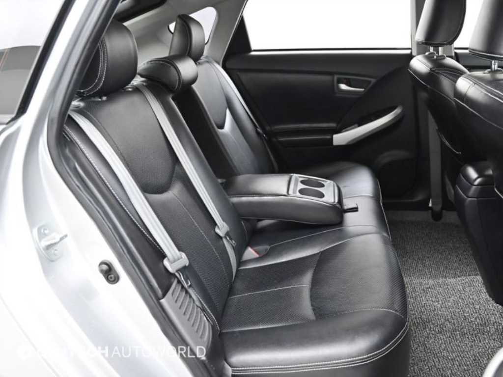 Toyota Prius - Vista 12