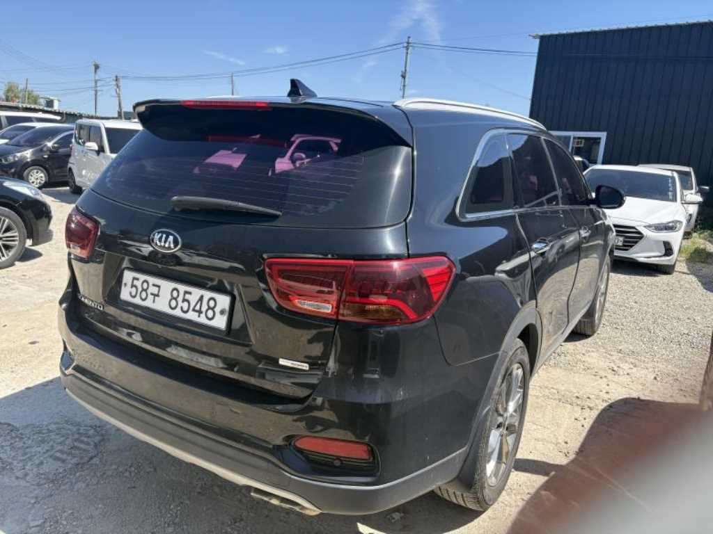 KIA Sorento - Vista 4