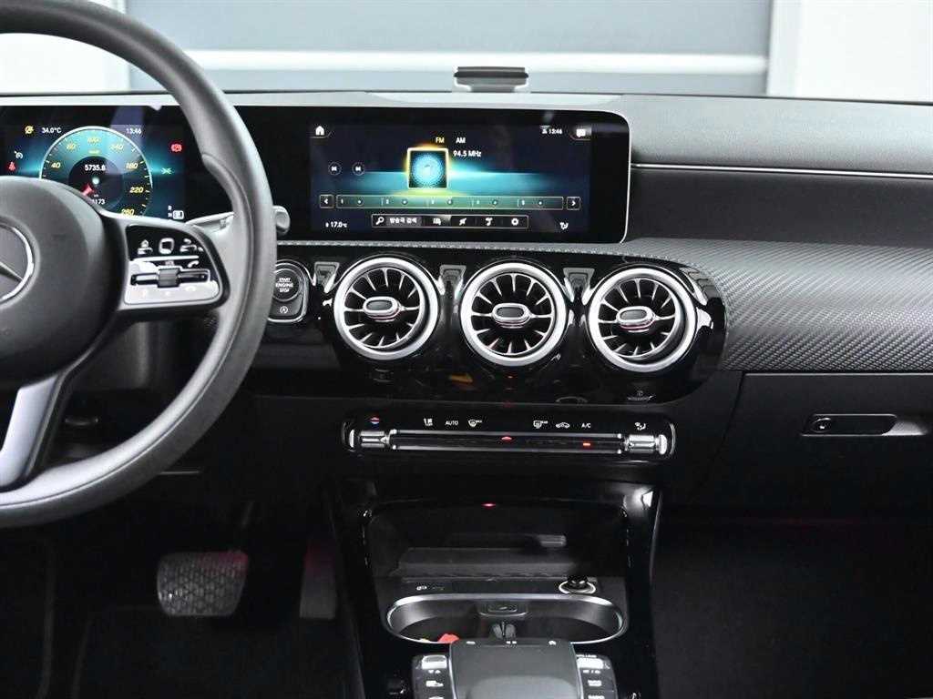 Mercedes Benz A Class 2020 Blanco - Importación desde Corea - HF Imports Iquique - Foto 14