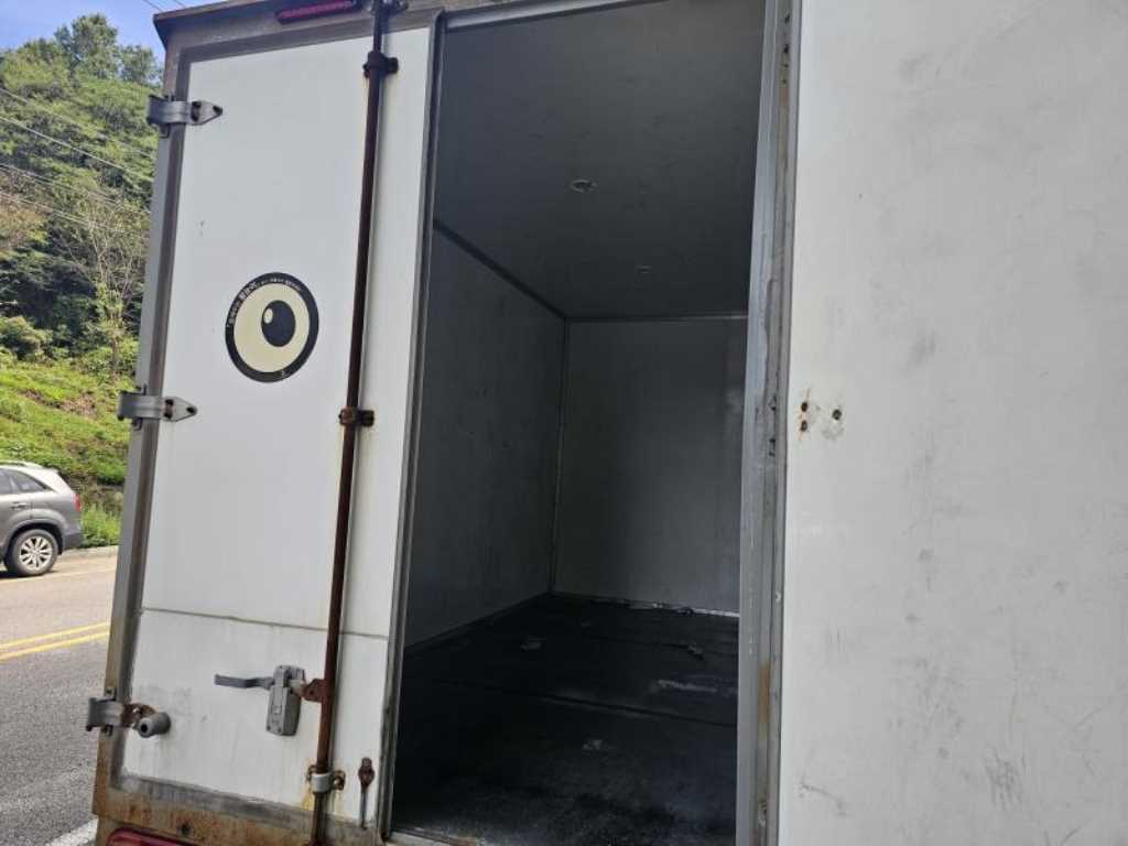 Small Truck Cargo (small) - Vista 7