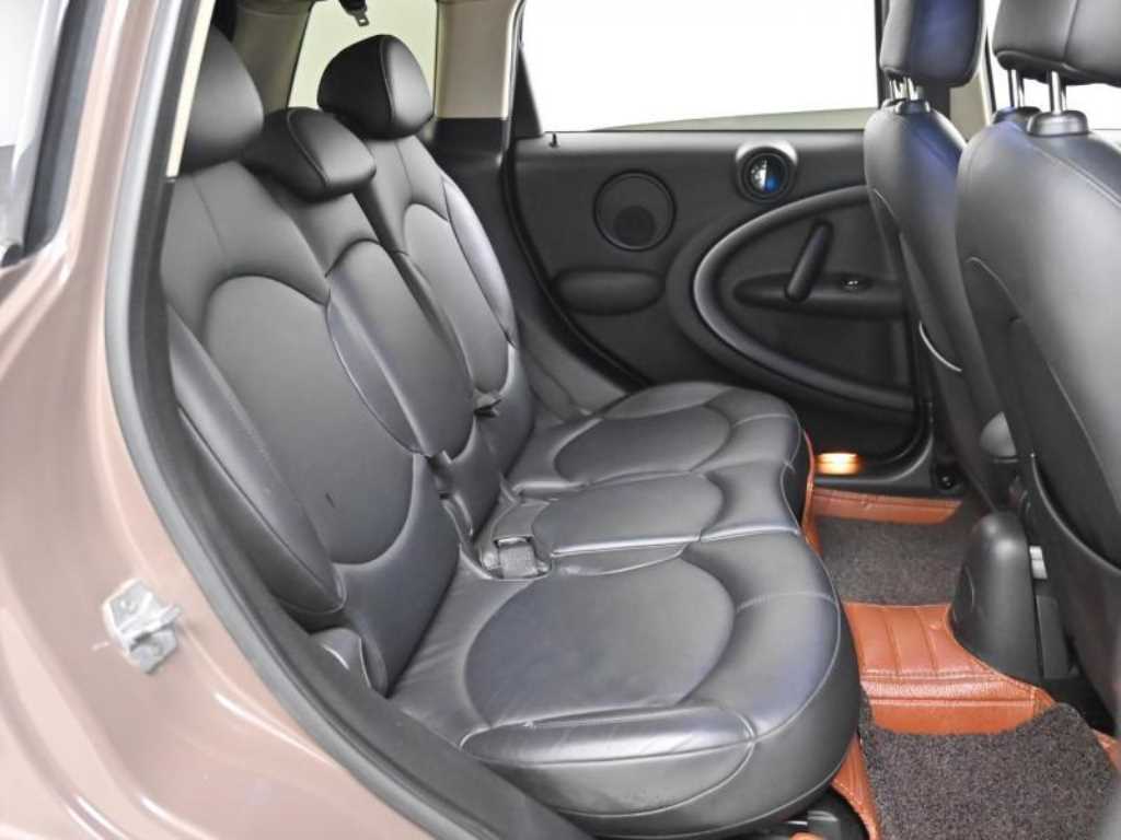 Mini Countryman - Vista 12