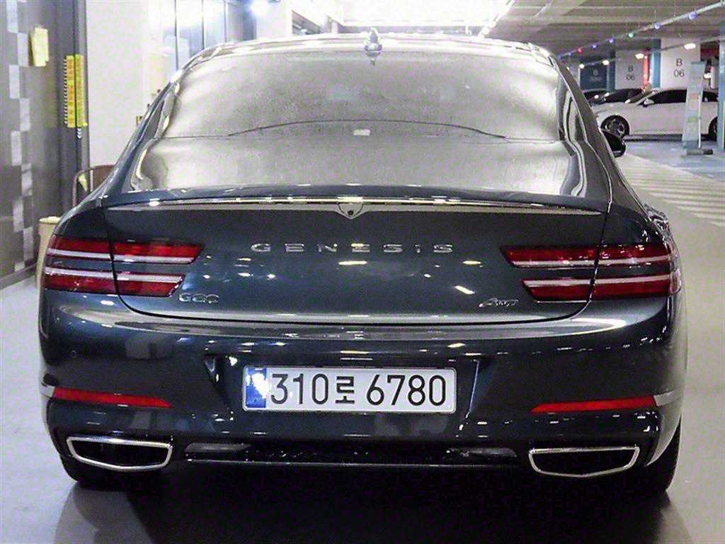 Genesis G80 - Vista 5