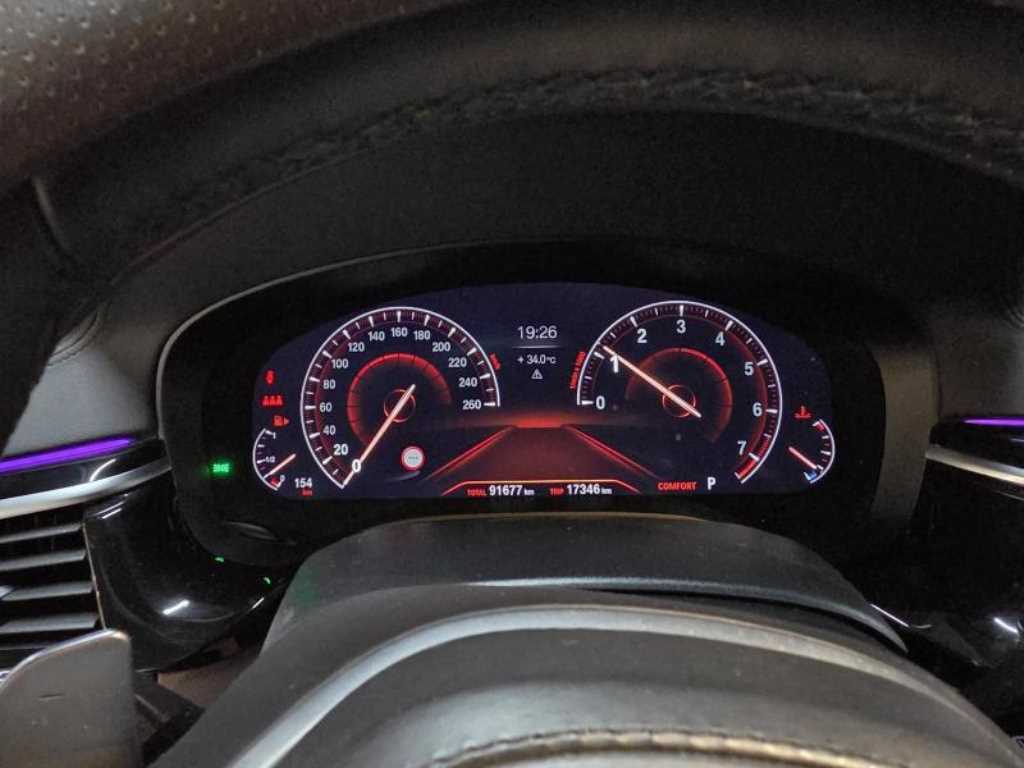 BMW 5 Series - Vista 7