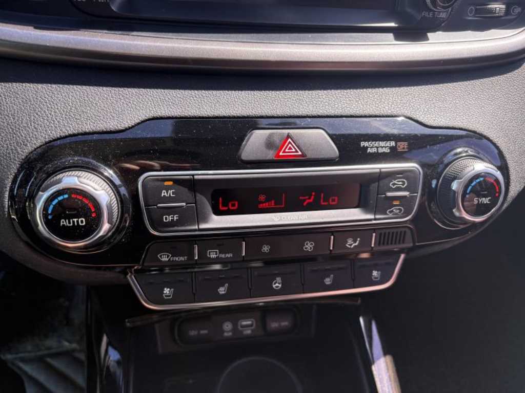 KIA Sorento - Vista 12