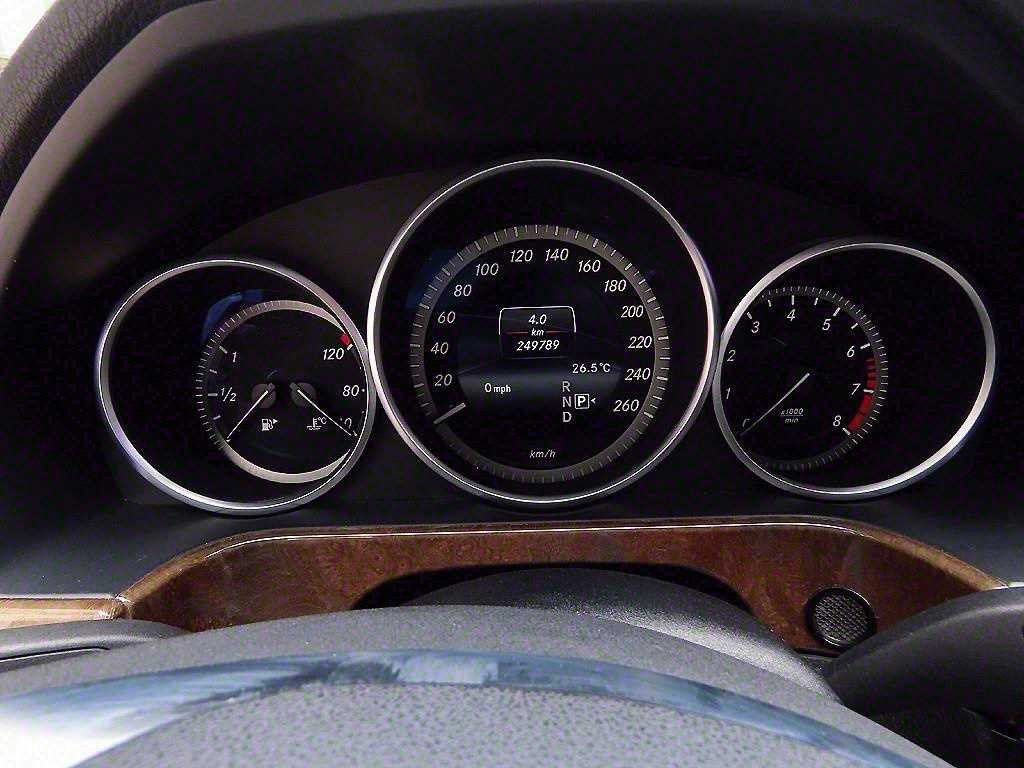 Mercedes Benz E class - Vista 9