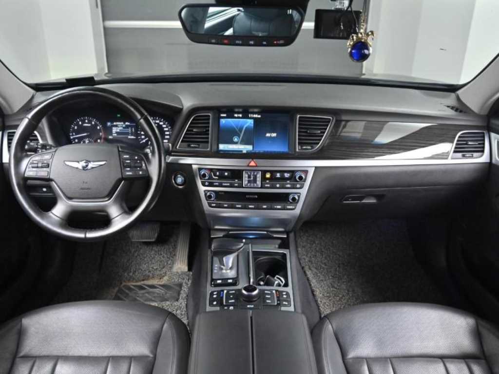 Genesis G80 - Vista 7