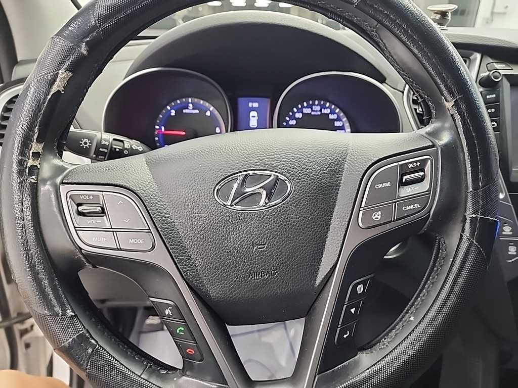 HYUNDAI Santa Fe - Vista 9