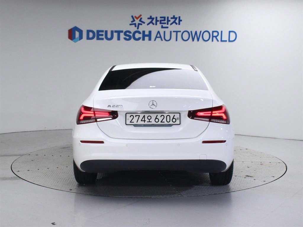 Mercedes Benz A Class - Vista 4