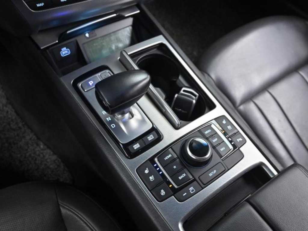 Genesis G80 - Vista 9