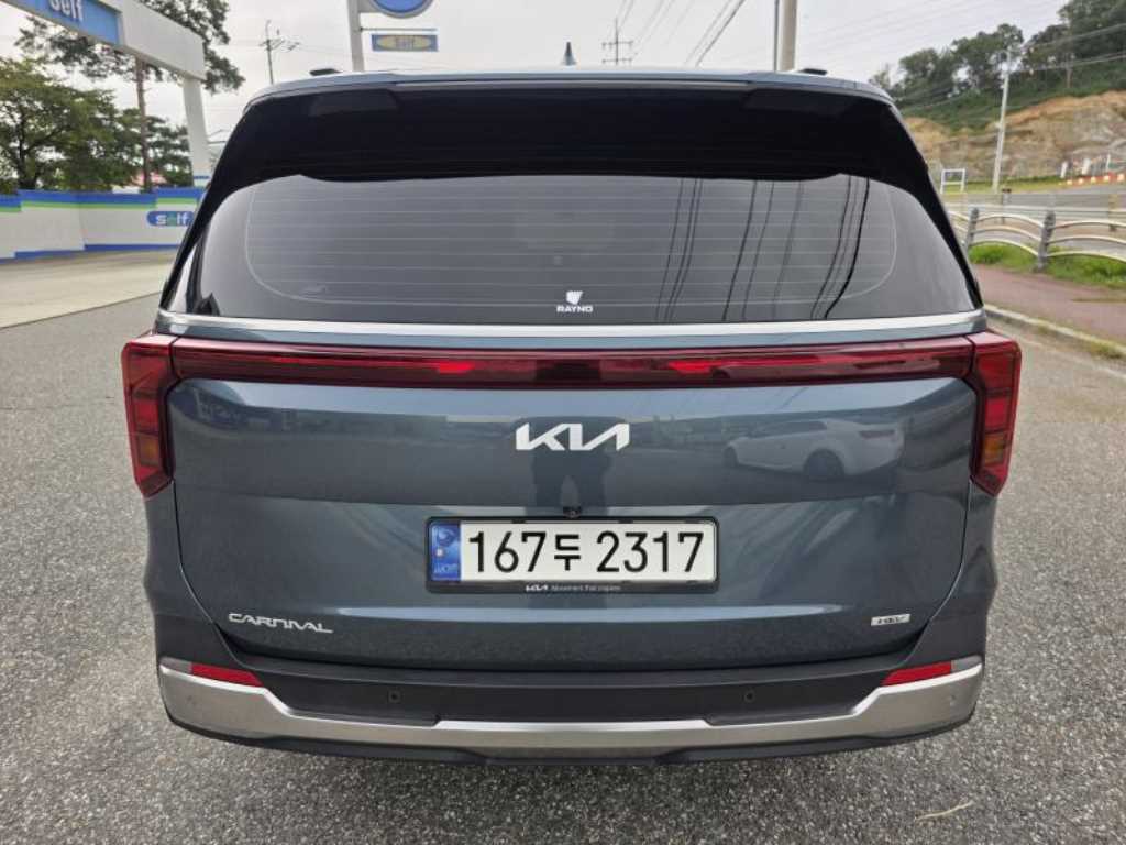 KIA Carnival - Vista 6