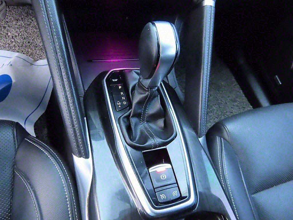 SAMSUNG QM6 - Vista 10