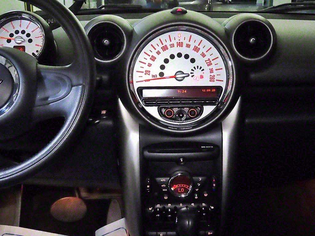 Mini Countryman - Vista 11