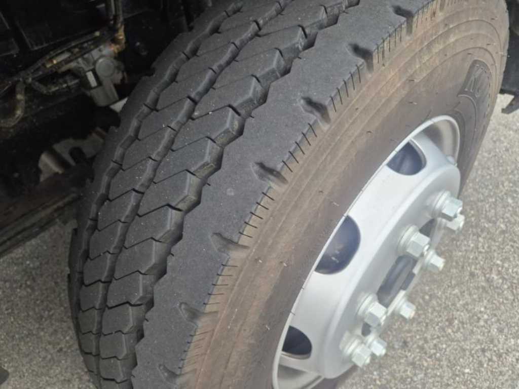 medium and large cargo dump 2026 Blanco - Importación desde Corea - HF Imports Iquique - Foto 15