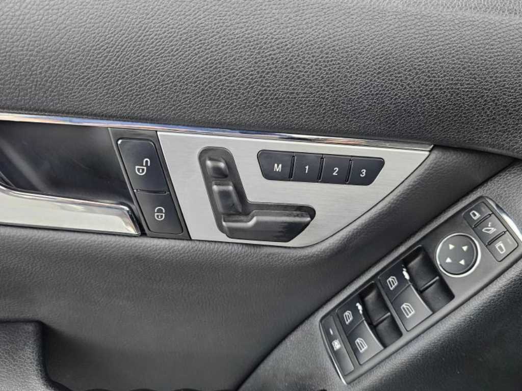 Mercedes Benz C Class 2010 Gris - Importación desde Corea - HF Imports Iquique - Foto 16