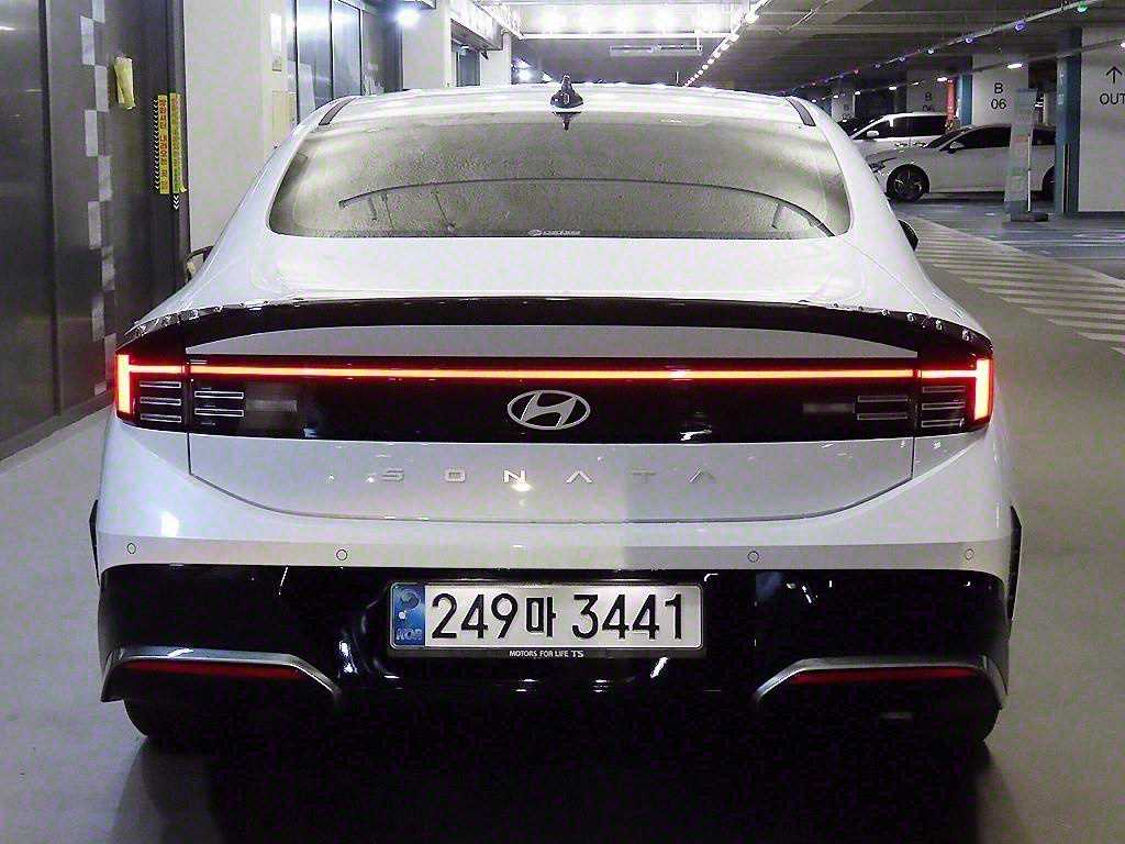 HYUNDAI Sonata - Vista 5