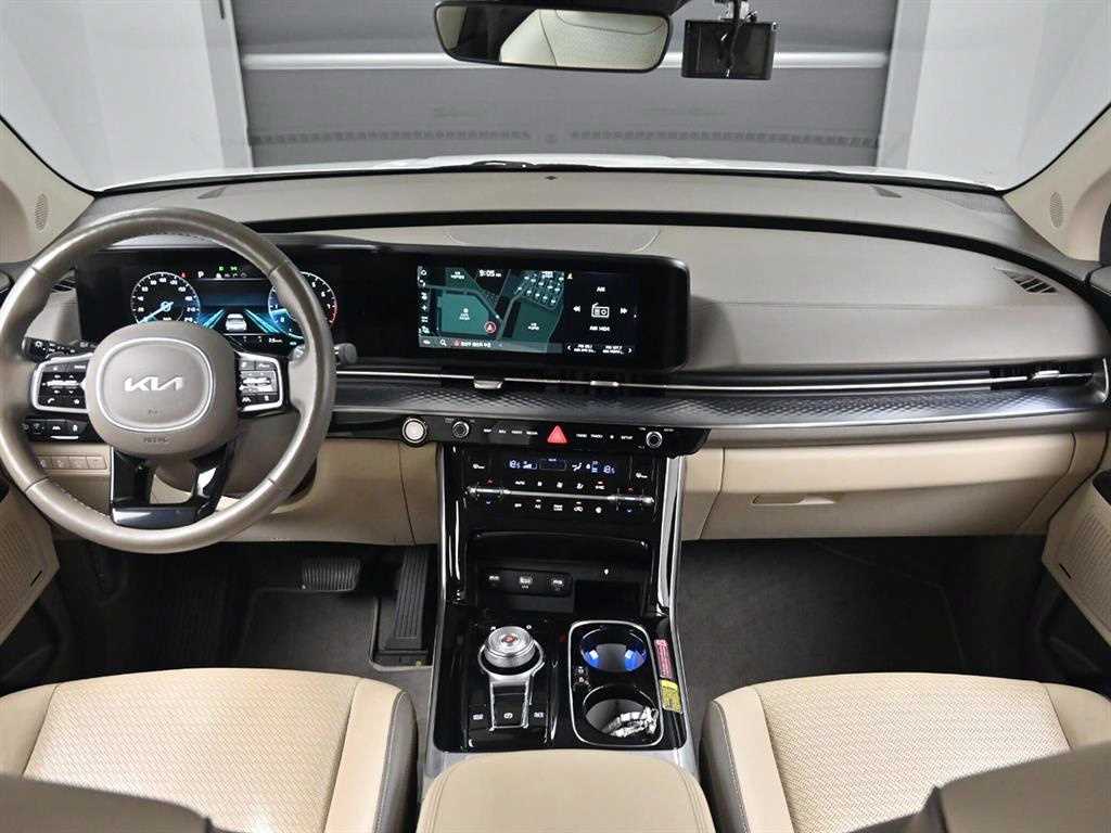 KIA Carnival - Vista 7