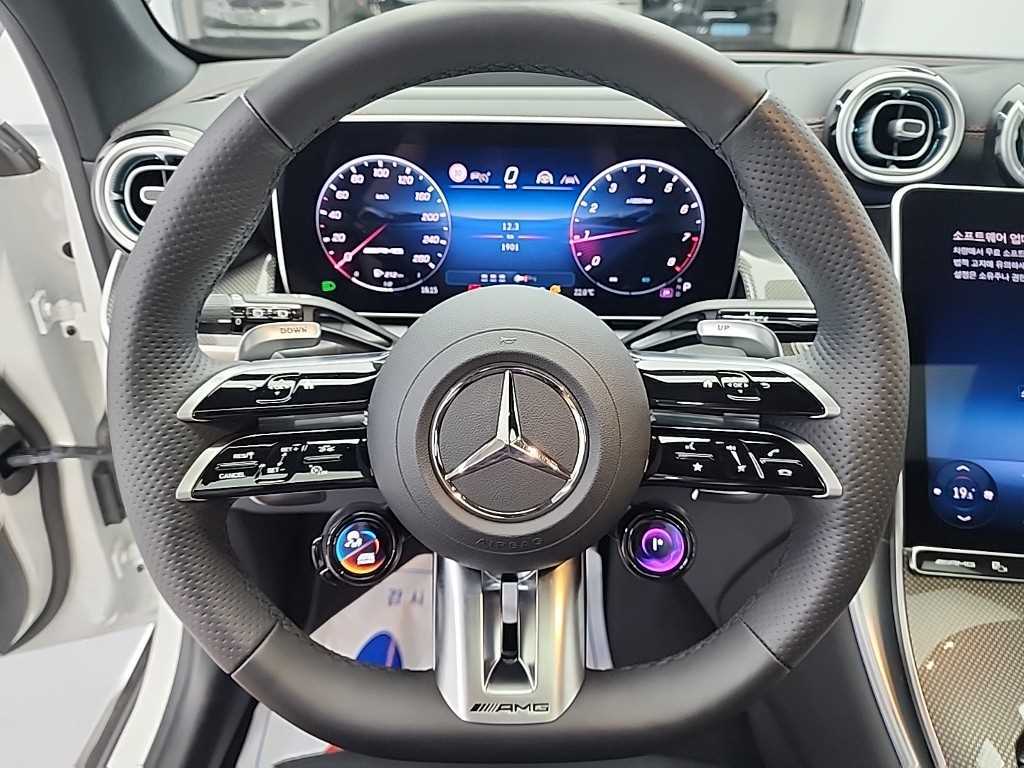 Mercedes Benz GLC Class - Vista 9