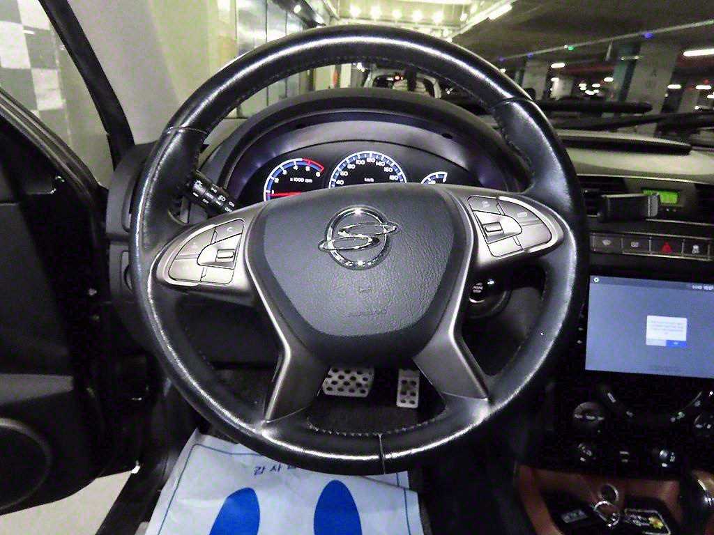 Ssangyong Rexton - Vista 8