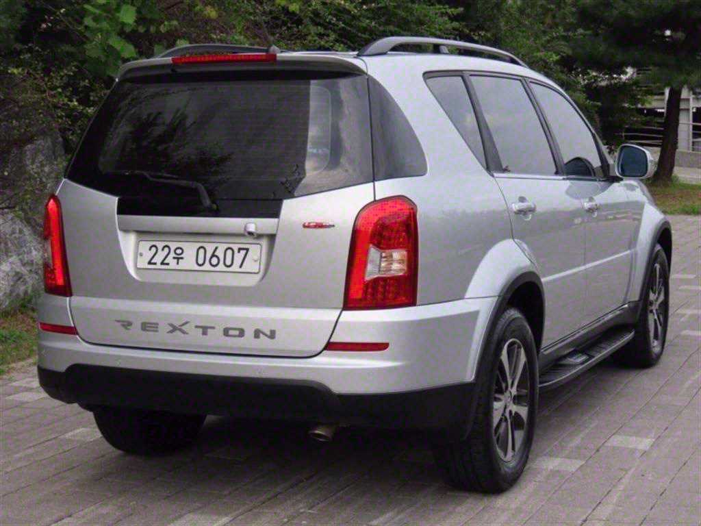 Ssangyong Rexton - Vista 3