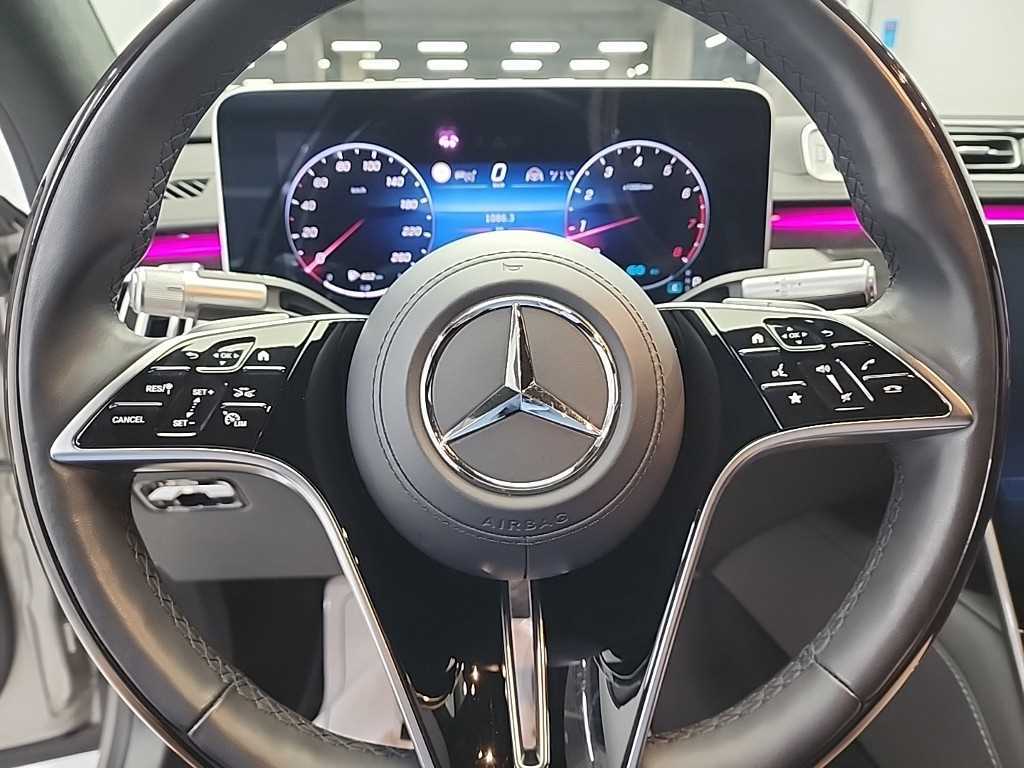 Mercedes Benz S Class - Vista 9